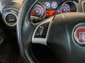 Fiat Punto thumbnail 11