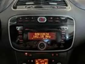 Fiat Punto thumbnail 15