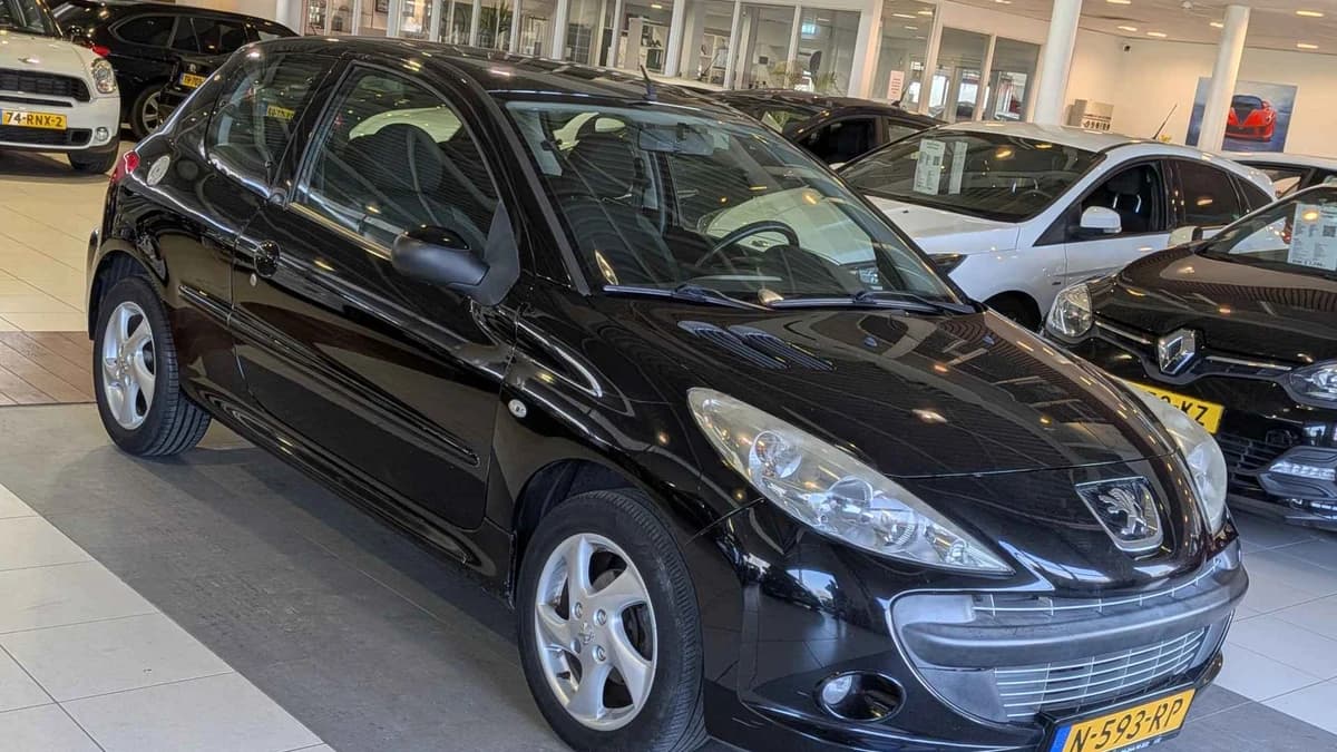 Peugeot 206+ — foto 1