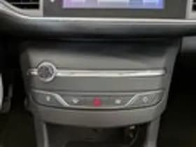 Peugeot 308 thumbnail 17