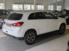 Mitsubishi ASX thumbnail 4