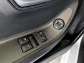 Kia Picanto thumbnail 14