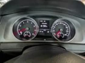 Volkswagen Golf thumbnail 13