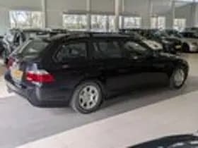 BMW 5-Serie thumbnail 4