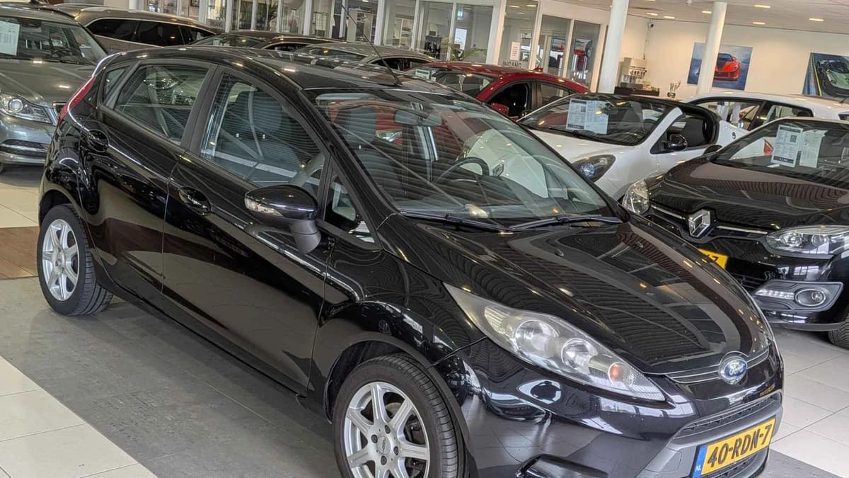 Ford Fiesta — foto 1