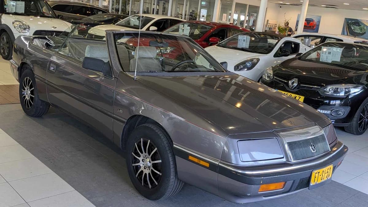 Chrysler Le-Baron — foto 1
