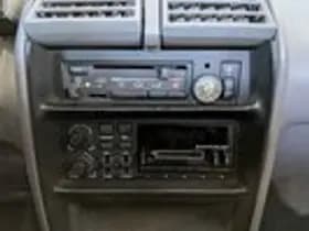 Chrysler Le-Baron thumbnail 10