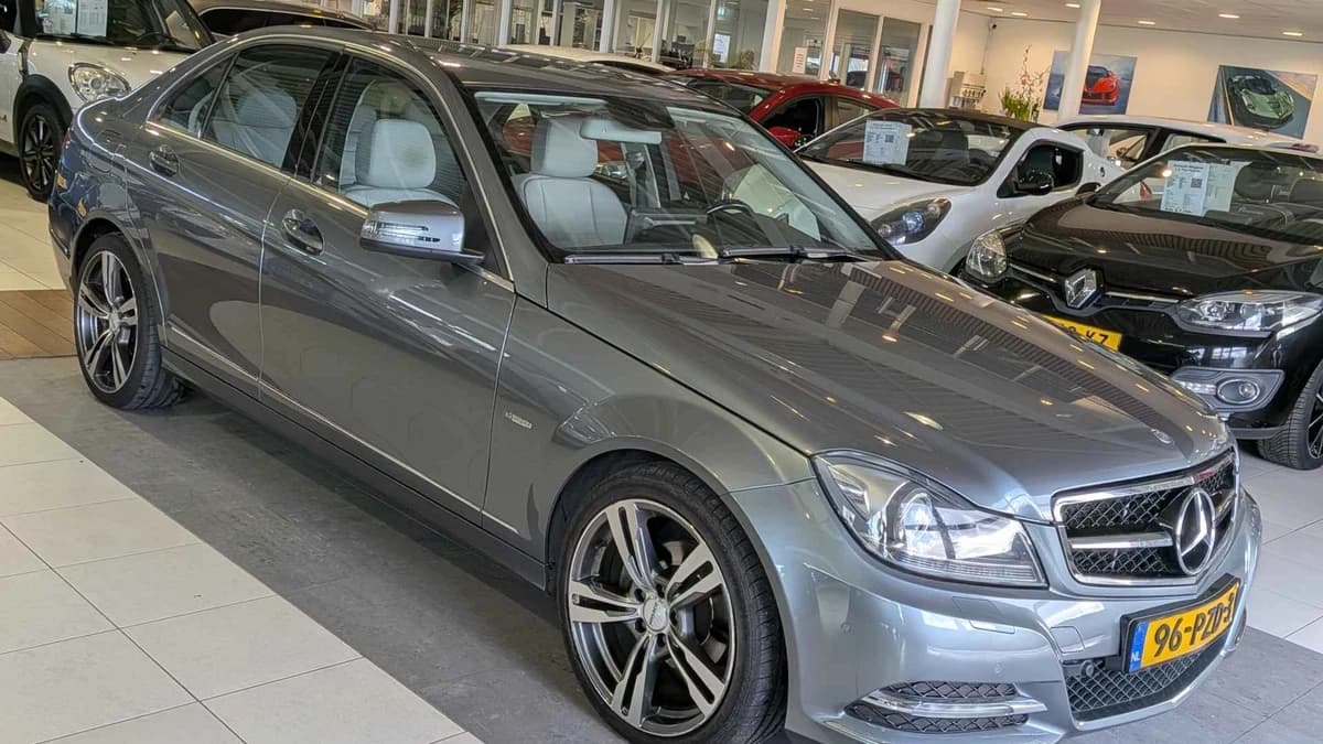 Mercedes-Benz C-Klasse — foto 1