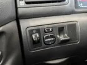 Toyota Corolla thumbnail 13