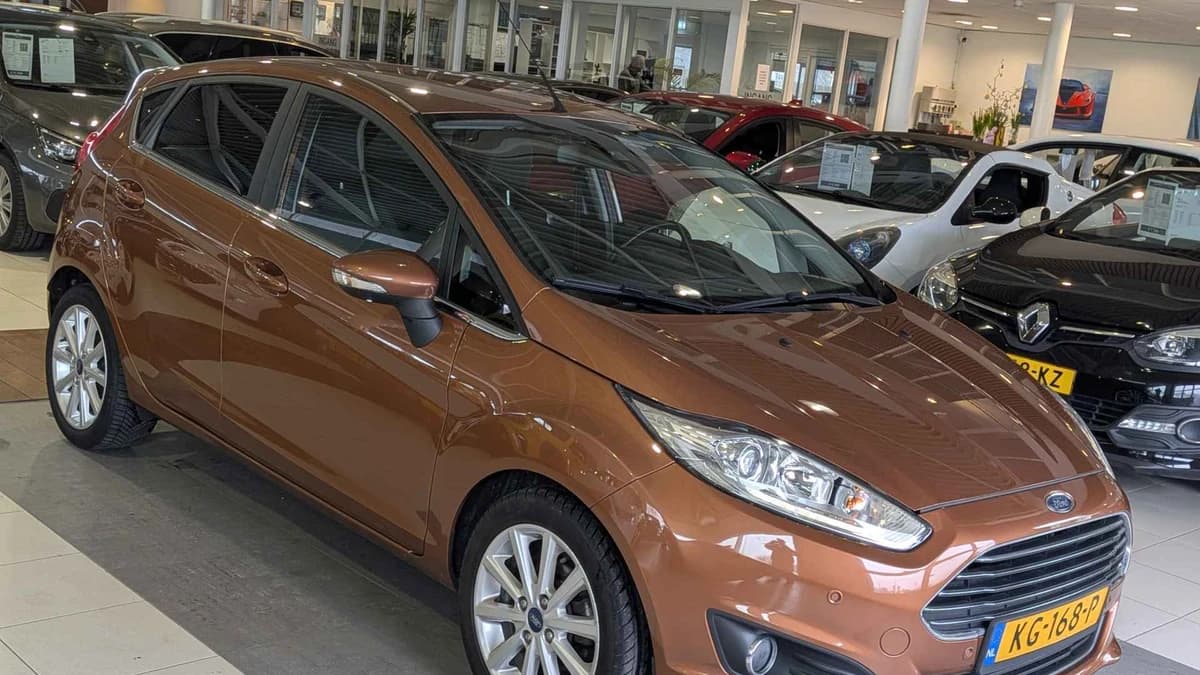 Ford Fiesta — foto 1