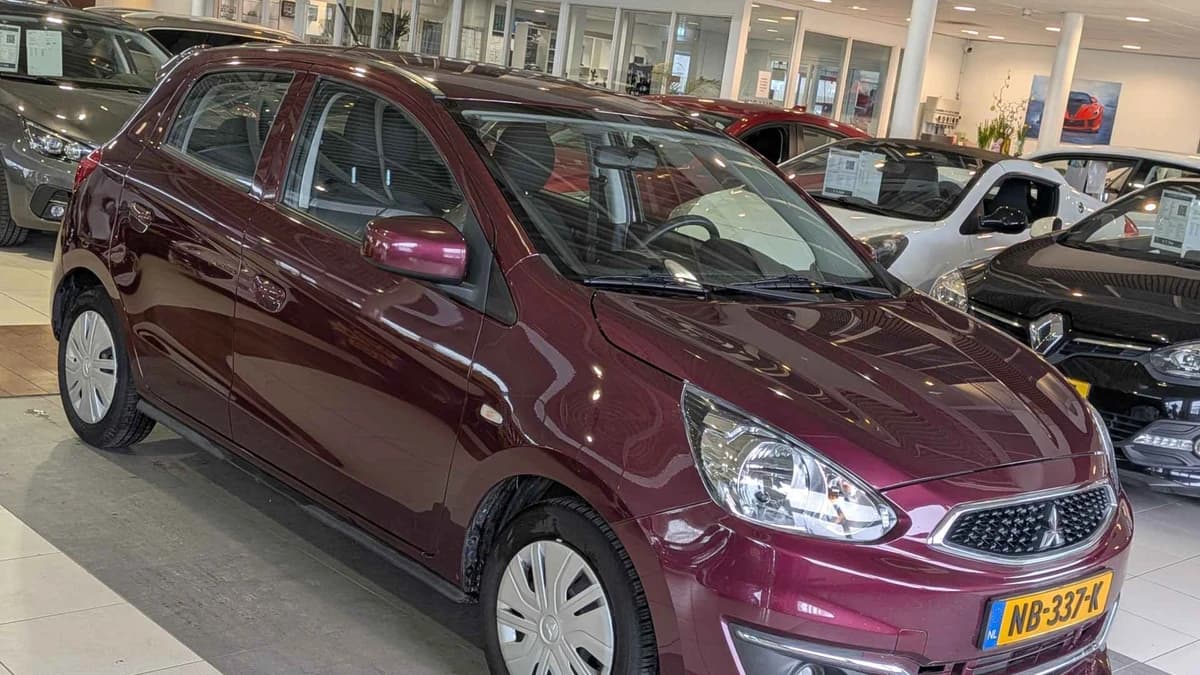 Mitsubishi Space Star — foto 1