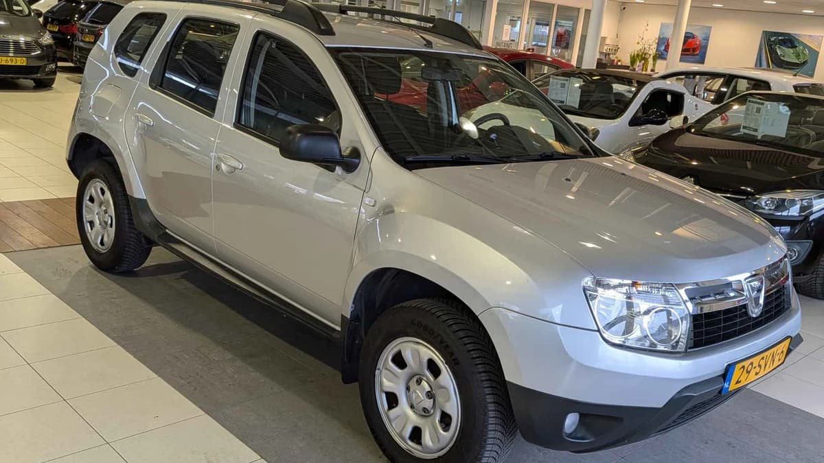 Dacia Duster — foto 1