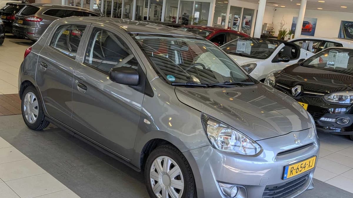 Mitsubishi Space Star — foto 1