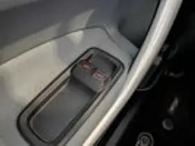 Ford Fiesta thumbnail 17