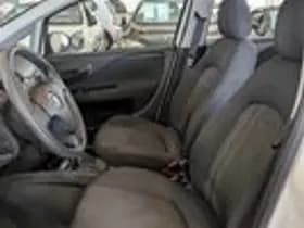 Fiat Punto thumbnail 6