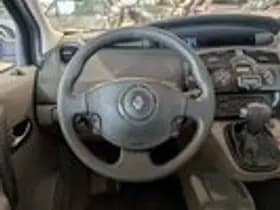 Renault Scénic thumbnail 10