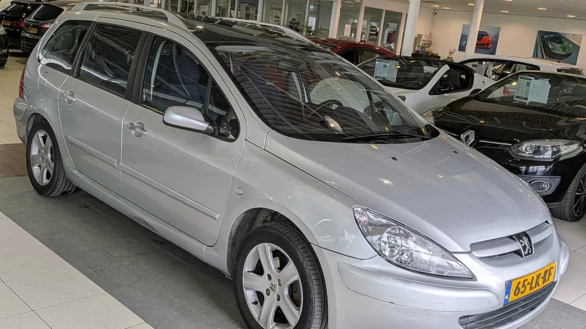 Peugeot 307 — foto 1
