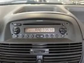 Fiat Punto thumbnail 12