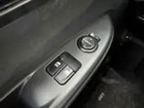 Hyundai i20 thumbnail 17