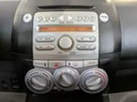 Daihatsu Sirion thumbnail 11