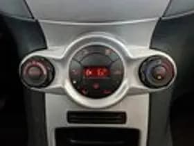 Ford Fiesta thumbnail 12