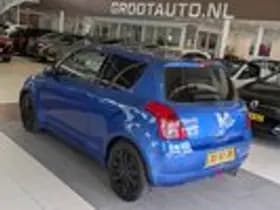 Suzuki Swift thumbnail 3