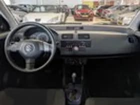 Suzuki Swift thumbnail 8