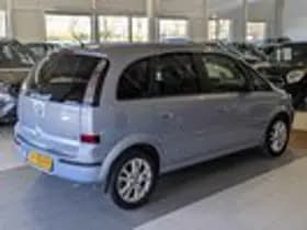 Opel Meriva thumbnail 4