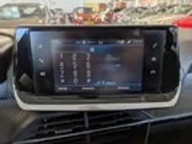 Peugeot 208 thumbnail 18