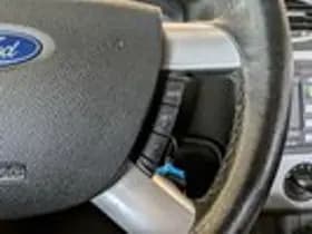 Ford Focus thumbnail 12