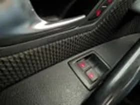 Volkswagen Scirocco thumbnail 11