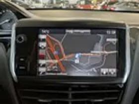 Peugeot 208 thumbnail 18