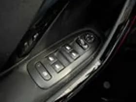Peugeot 208 thumbnail 21