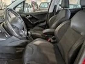 Peugeot 208 thumbnail 6