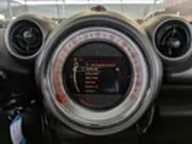 MINI Countryman thumbnail 16