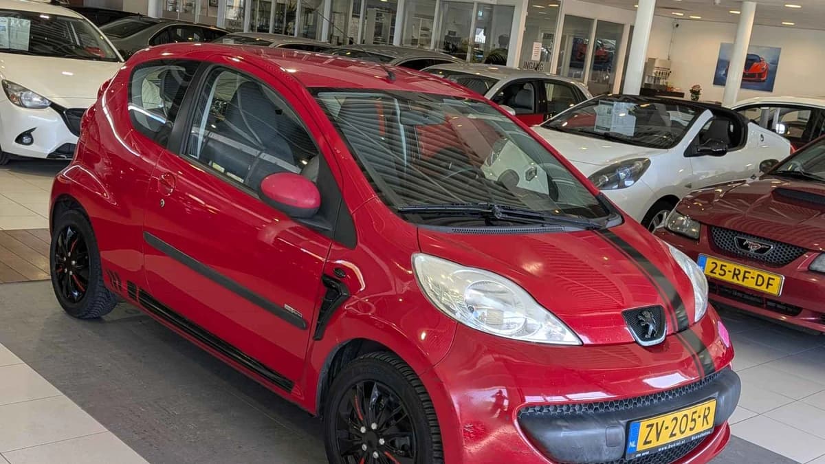 Peugeot 107 — foto 1