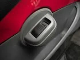 Peugeot 107 thumbnail 18