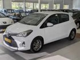 Toyota Yaris thumbnail 2