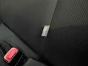 Toyota Yaris thumbnail 8