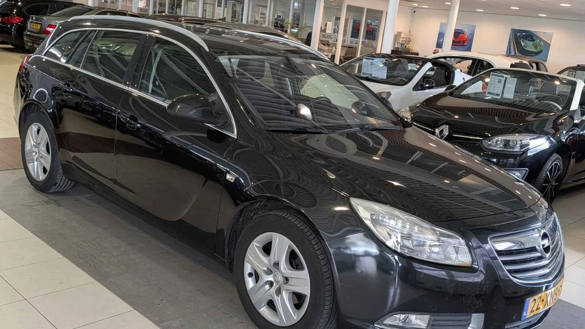 Opel Insignia — foto 1