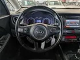 Kia Carens thumbnail 11