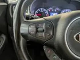 Kia Carens thumbnail 13