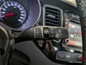 Kia Carens thumbnail 18