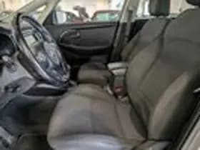 Kia Carens thumbnail 6