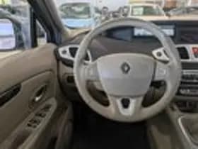 Renault Grand Scénic thumbnail 12