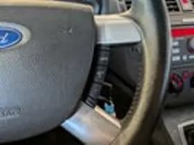 Ford C-Max thumbnail 12