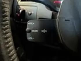 Ford C-Max thumbnail 13