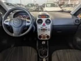 Opel Corsa thumbnail 9