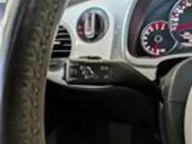 Volkswagen Beetle thumbnail 14