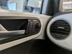Volkswagen Beetle thumbnail 18
